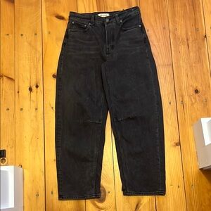 Madewell Darted Barrel-Leg Jean - Black, Size 24